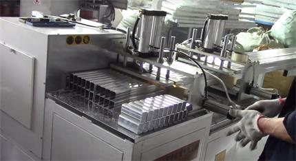 薄鋁型材用什么切割機才能保證材料不變形？【鄧氏機械】